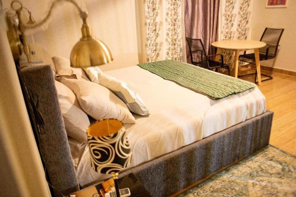 Nana Adu Guest House Koforidua Экстерьер фото