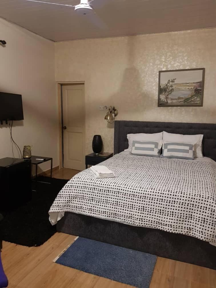 Nana Adu Guest House Koforidua Экстерьер фото